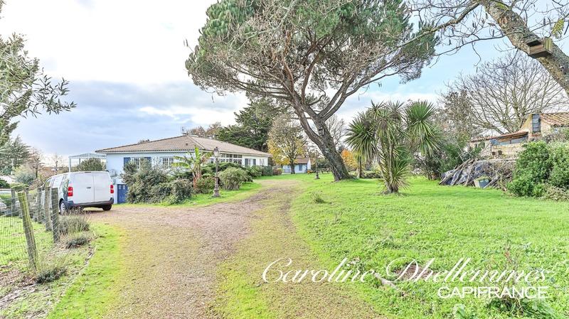 Maison - 180 m² - 6 pièces