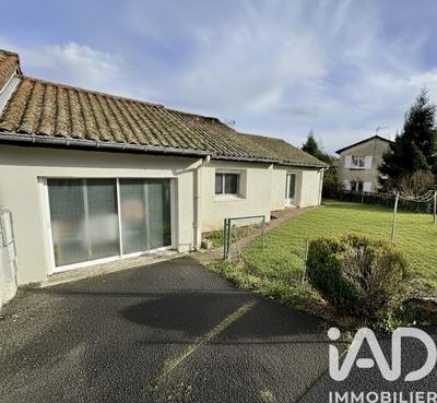Maison de village - 89 m² - 5 pièces