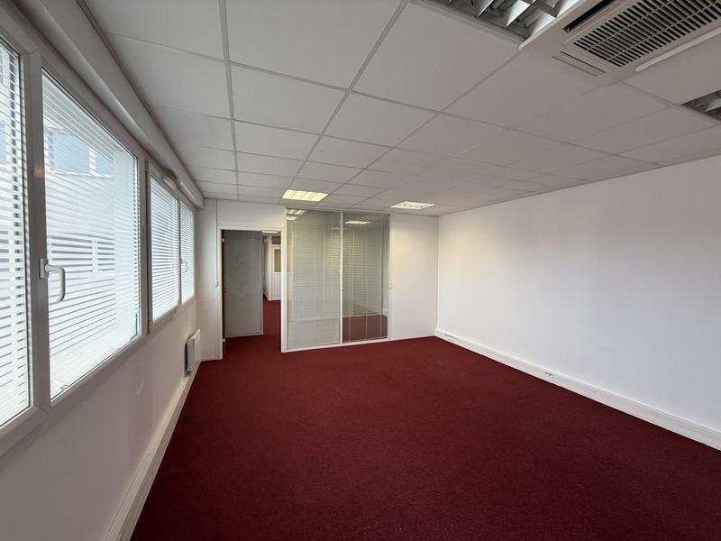 Bureau - 138 m²
