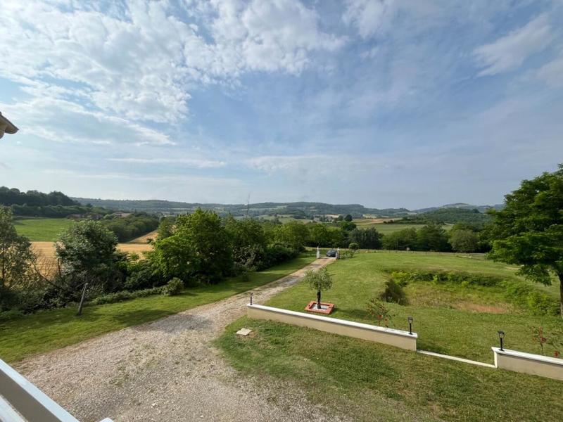 Maison d'architecte - 225 m² - 8 pièces