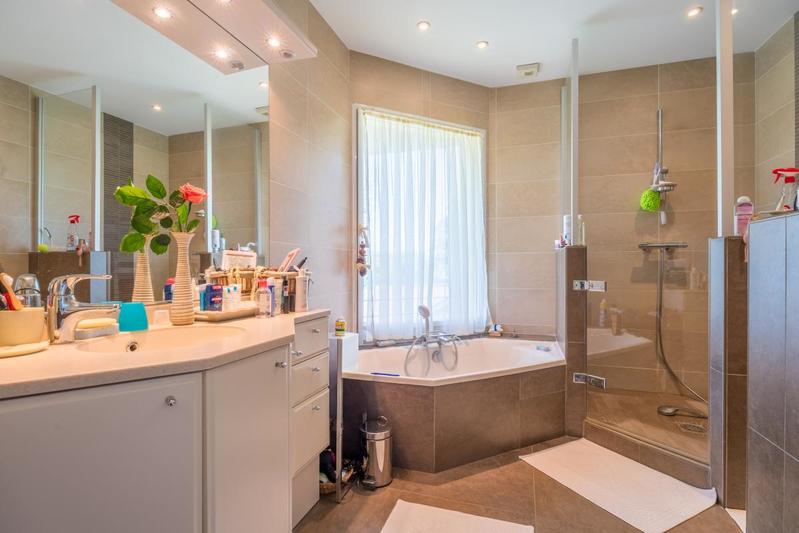 Maison - 269 m² - 7 pièces