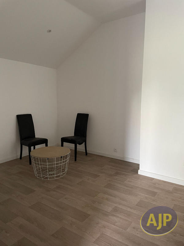 Local commercial - 149 m² - 3 pièces