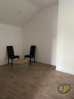 Local commercial - 149 m² - 3 pièces