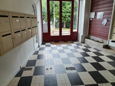 Appartement - 116 m² - 6 pièces