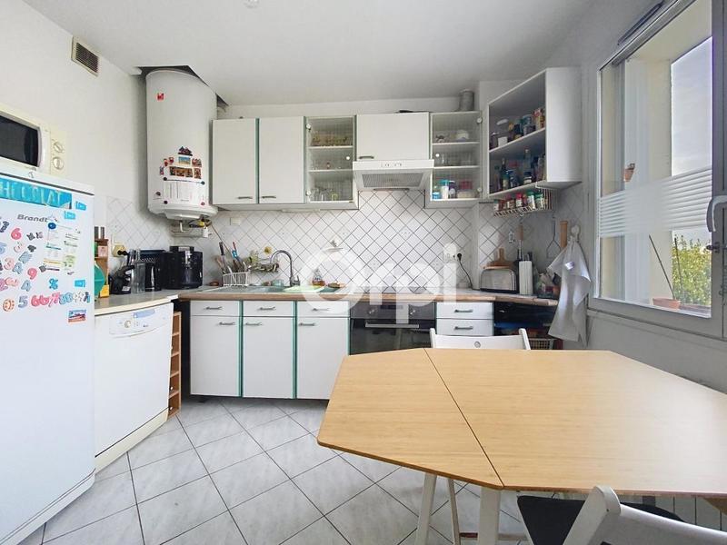 Maison - 199 m² - 5 pièces