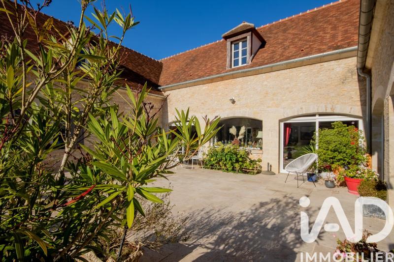 Maison de campagne - 480 m² - 14 pièces