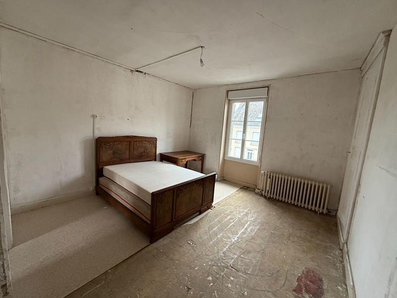 Maison - 256 m² - 10 pièces