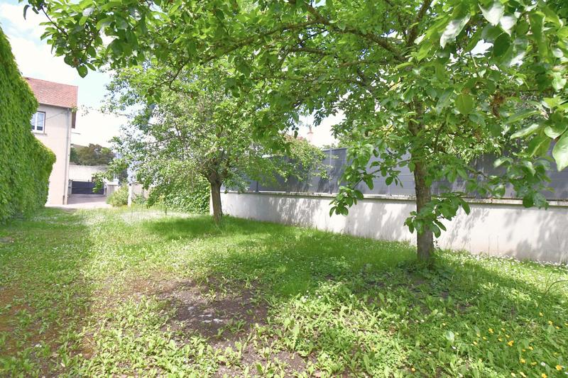 Maison - 195 m² - 7 pièces