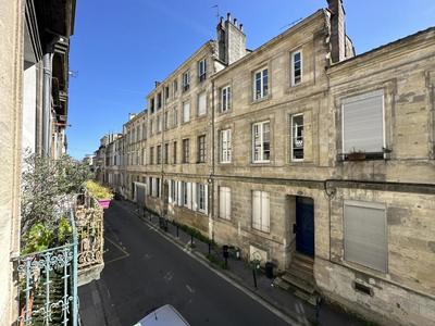 Appartement - 115 m² - 4 pièces