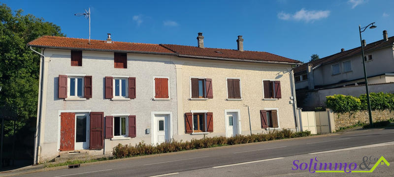 Maison - 255 m² - 11 pièces
