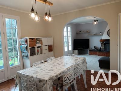 Maison - 140 m² - 6 pièces