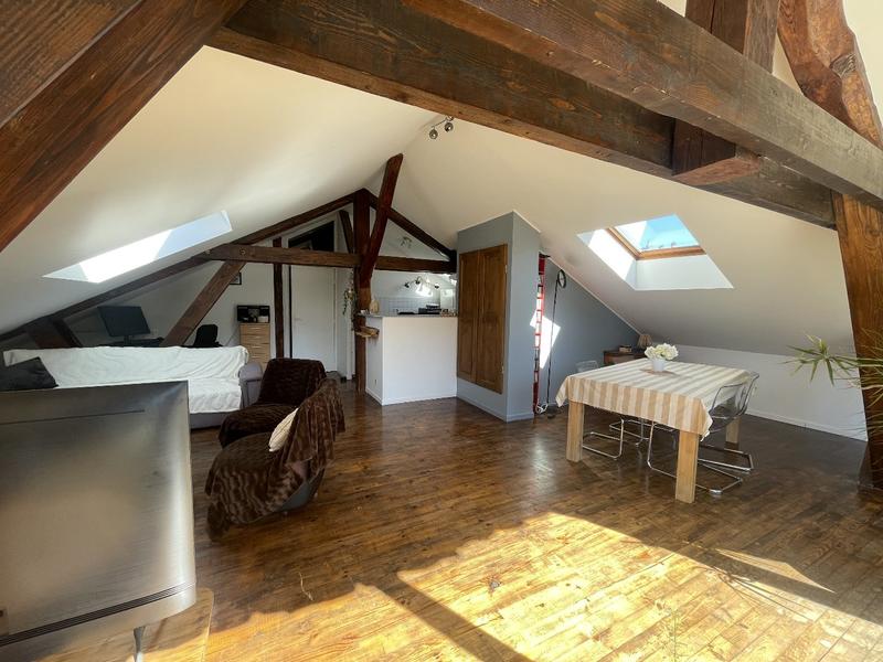 Appartement - 100 m² - 5 pièces