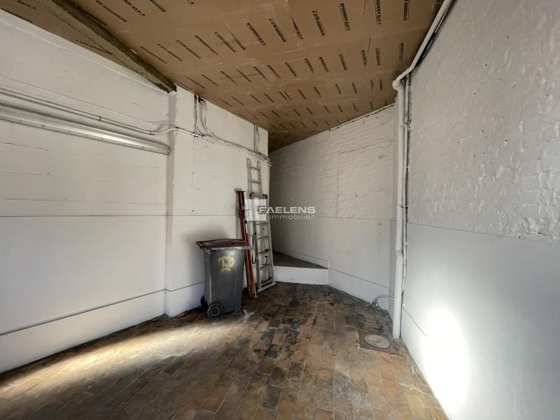 Parking / Garage - 24 m²