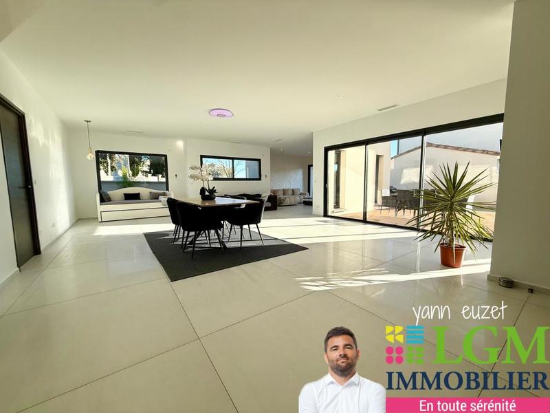 Maison - 168 m² - 5 pièces