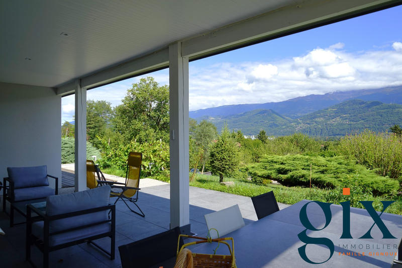 Maison - 149 m² - 7 pièces