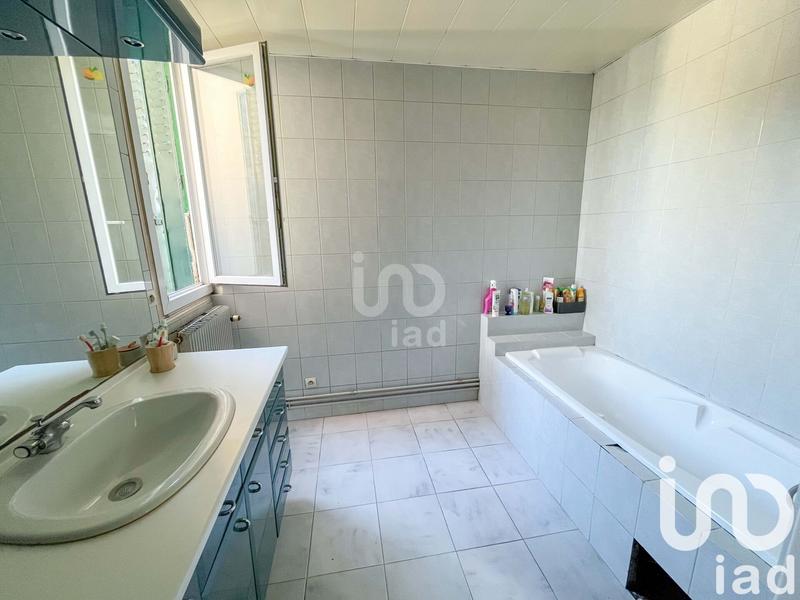 Maison - 84 m² - 5 pièces