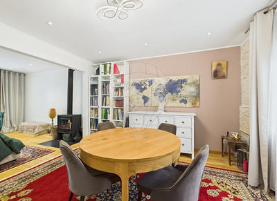 Maison jumelée - 180 m² - 7 pièces