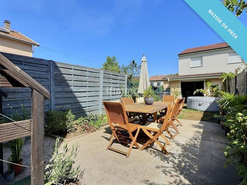 Maison - 85 m² - 5 pièces