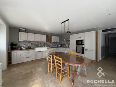 Maison ancienne - 126 m² - 6 pièces