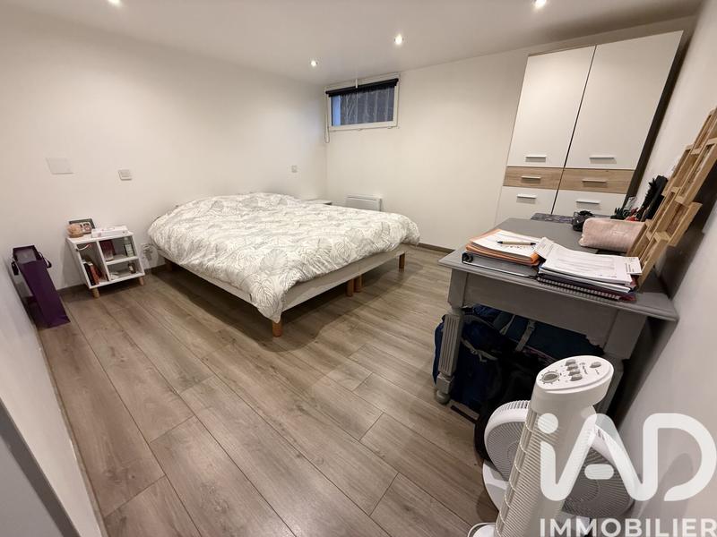 Maison - 196 m² - 8 pièces