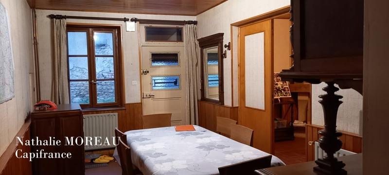 Maison de village - 94 m² - 7 pièces