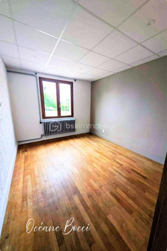 Appartement - 70 m² - 4 pièces