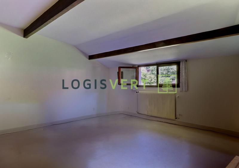 Maison - 268 m² - 6 pièces