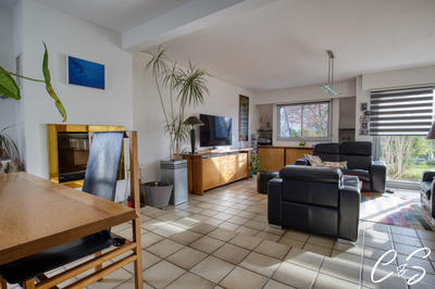 Maison - 135 m² - 6 pièces