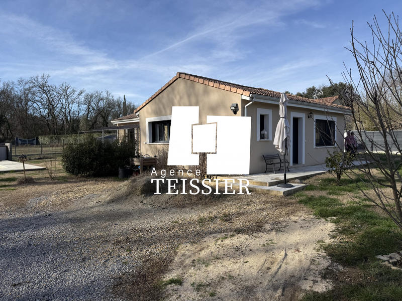 Villa - 99 m² - 4 pièces