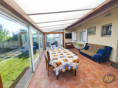 Maison - 97 m² - 6 pièces