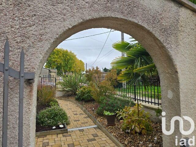 Maison - 176 m² - 8 pièces