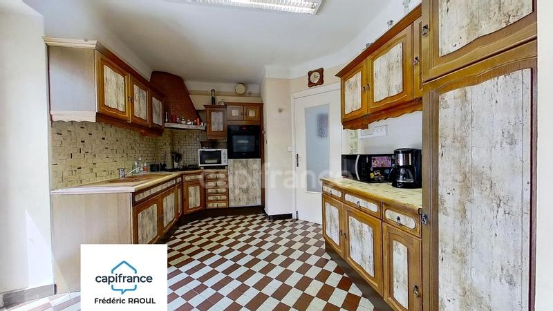 Maison - 133 m² - 6 pièces