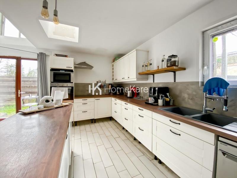 Maison - 150 m² - 5 pièces