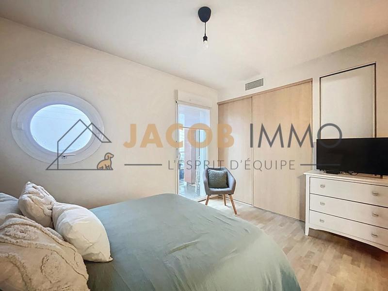 Appartement - 5 309 m² - 2 pièces