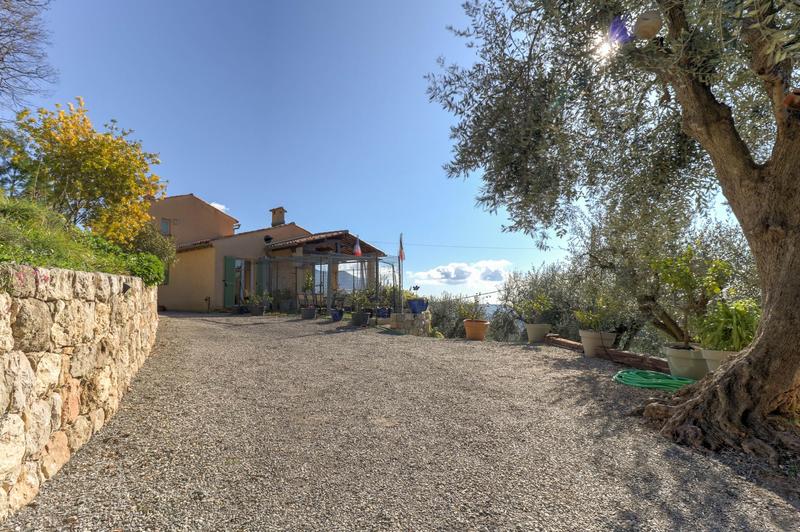 Maison - 137 m² - 5 pièces