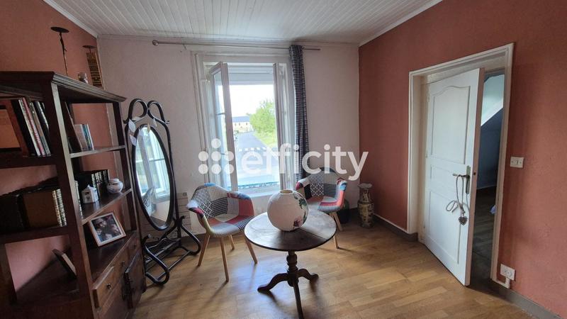 Maison - 150 m² - 7 pièces