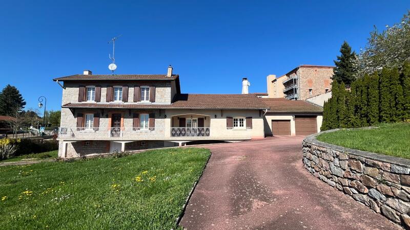 Maison - 184 m² - 6 pièces