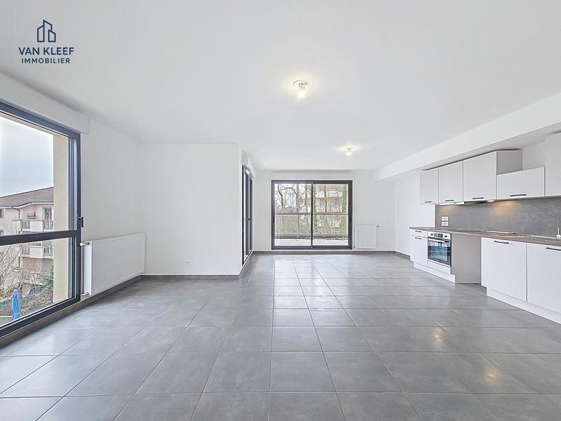 Appartement - 110 m² - 5 pièces