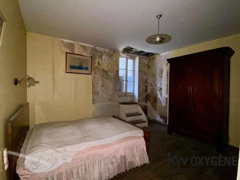 Maison ancienne - 203 m² - 6 pièces