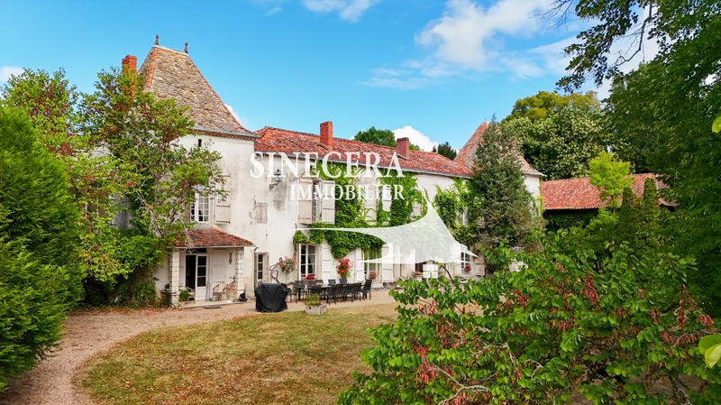 Château - 600 m² - 19 pièces