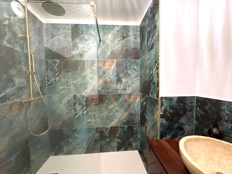 Appartement - 87 m² - 4 pièces