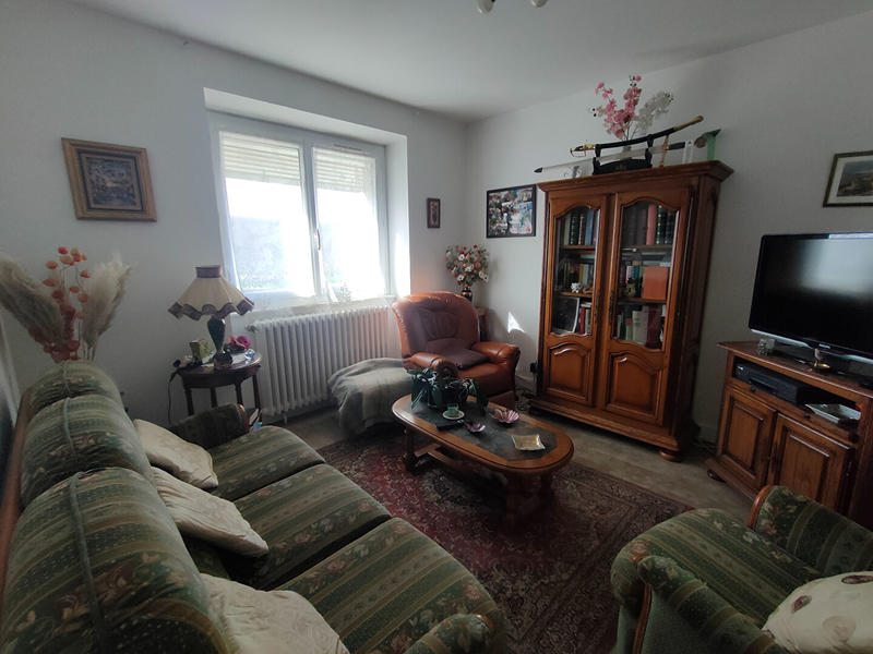 Maison - 180 m² - 10 pièces