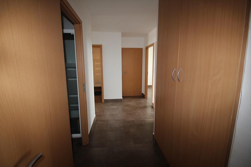 Appartement - 99 m² - 4 pièces