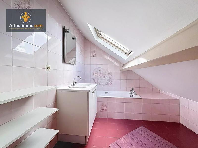 Maison - 105 m² - 5 pièces