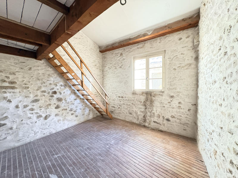 Maison de village - 90 m² - 4 pièces