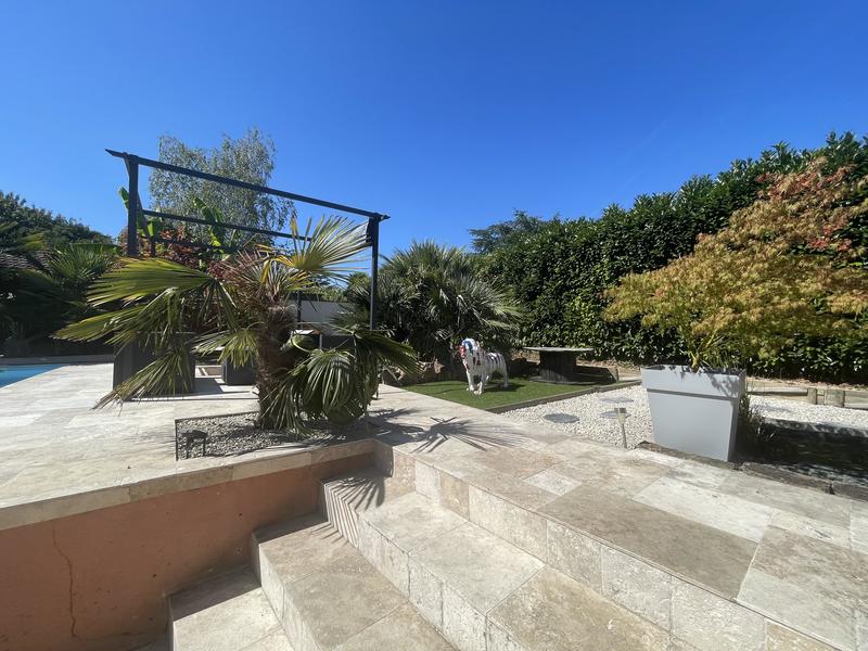 Maison - 139 m² - 6 pièces