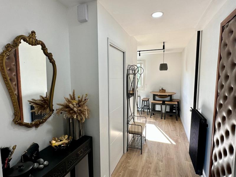 Appartement - 96 m² - 5 pièces