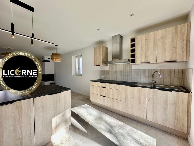 Maison - 90 m² - 4 pièces