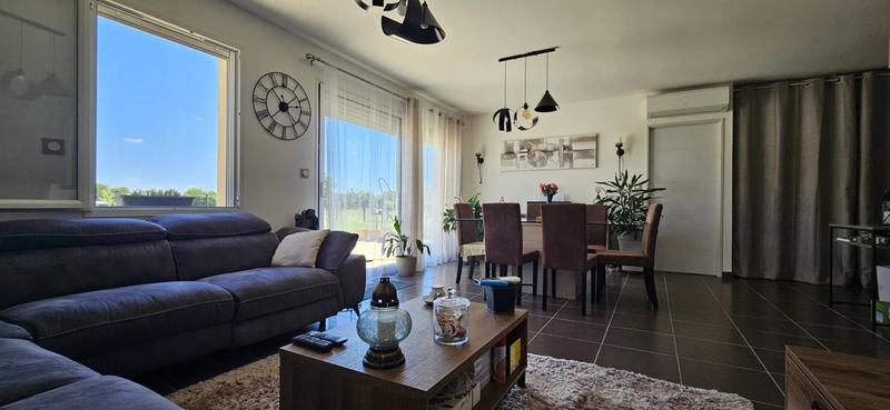 Maison - 99 m² - 4 pièces