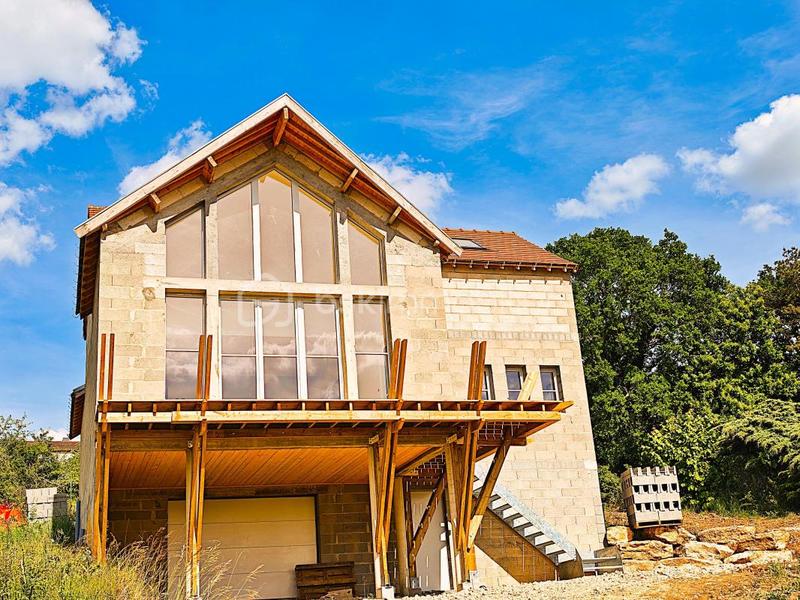 Maison d'architecte - 144 m² - 6 pièces